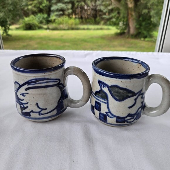 Debbie Dean Rabbit and Goose Pottery Mugs Blue and White Checkerboard - Picture 1 of 7